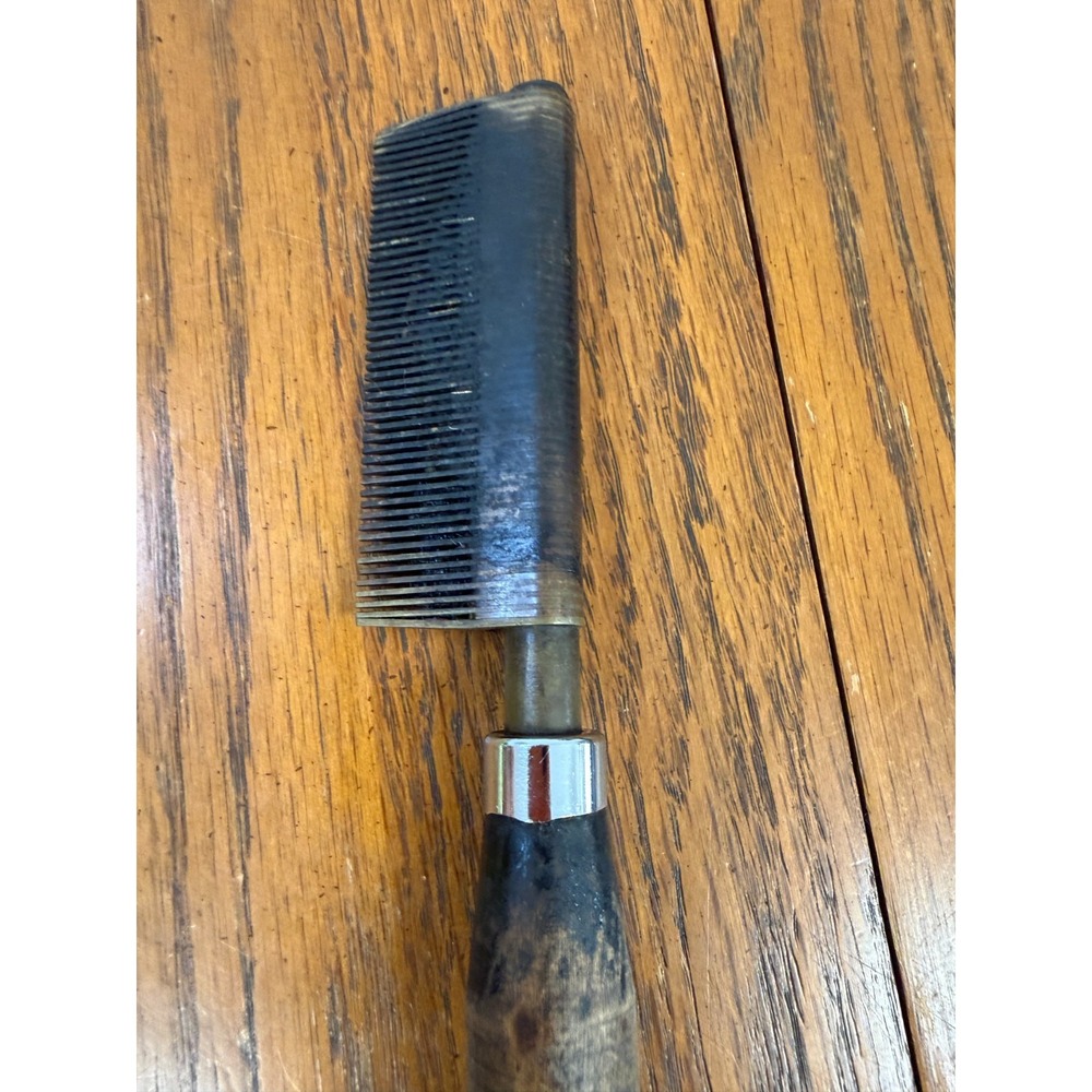 Vintage Brass Hot Comb Hair/Beard Straightener with Wooden Handle - Picture 3 of 7